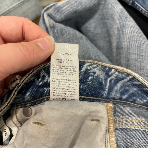 Pacsun Light Wash Distressed Mom Jeans Cotton - Picture 7 of 10